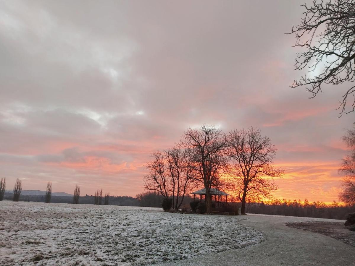 Resort Český ráj Troskovice Esterno foto
