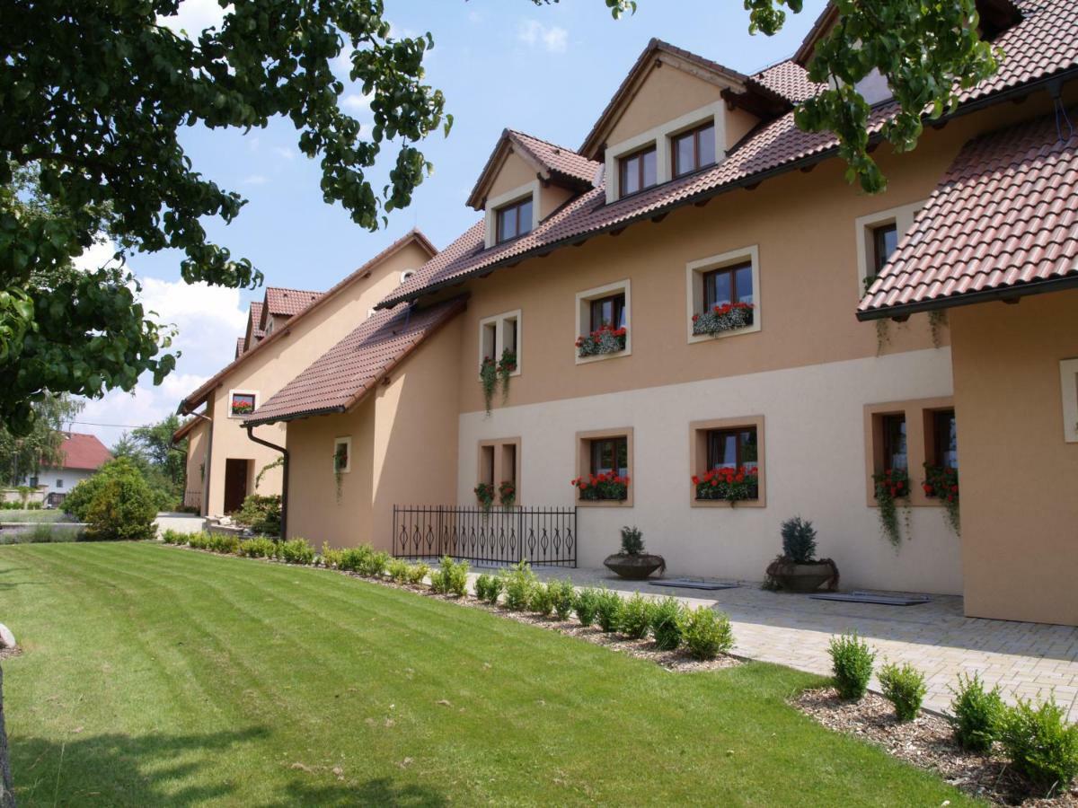 Resort Český ráj Troskovice Esterno foto